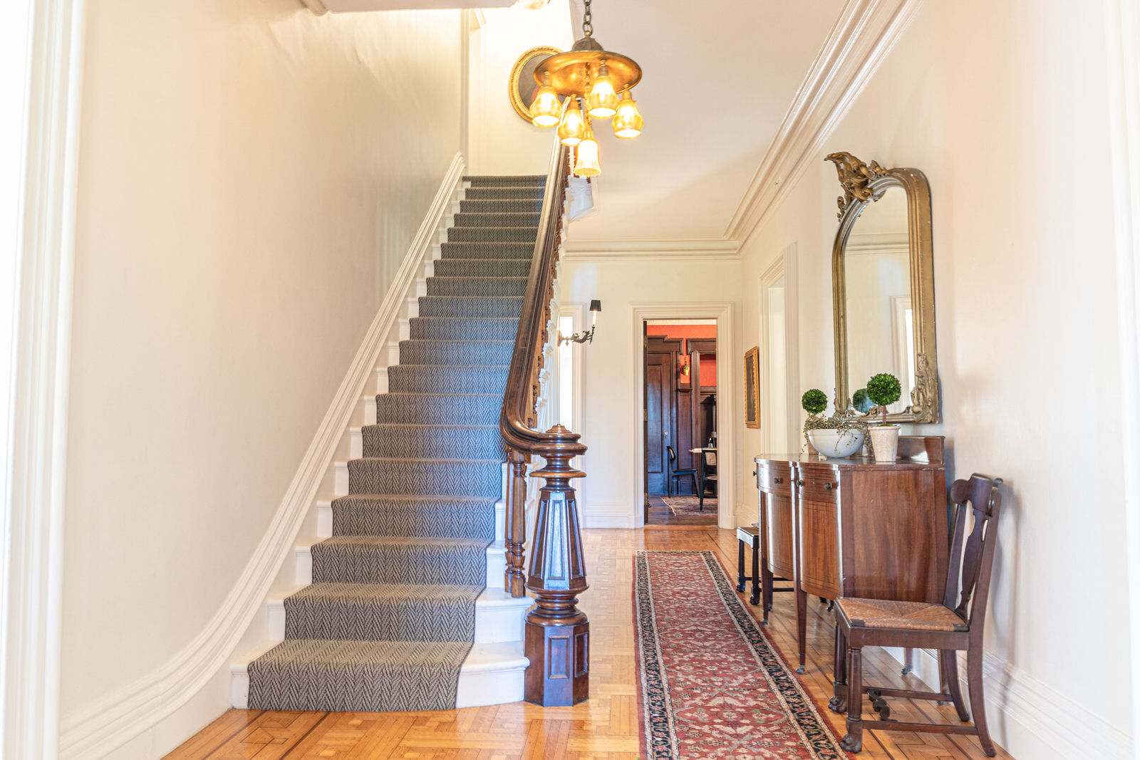 Edgewood Mansion foyer