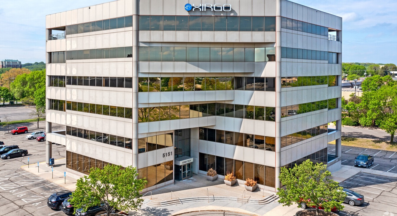 Exterior photo of Sentinel Building in Edina, MN